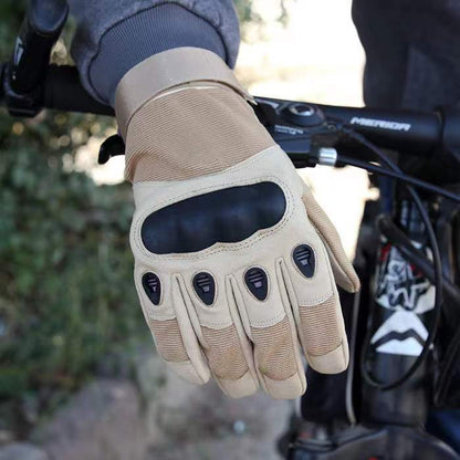 Tacticalglovesusedforoutdoorcycling_1-Tact EDC